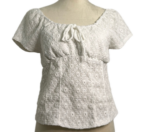 SO GOODS FOR LIFE White Eyelet Cap Sleeve Size Large Cropped